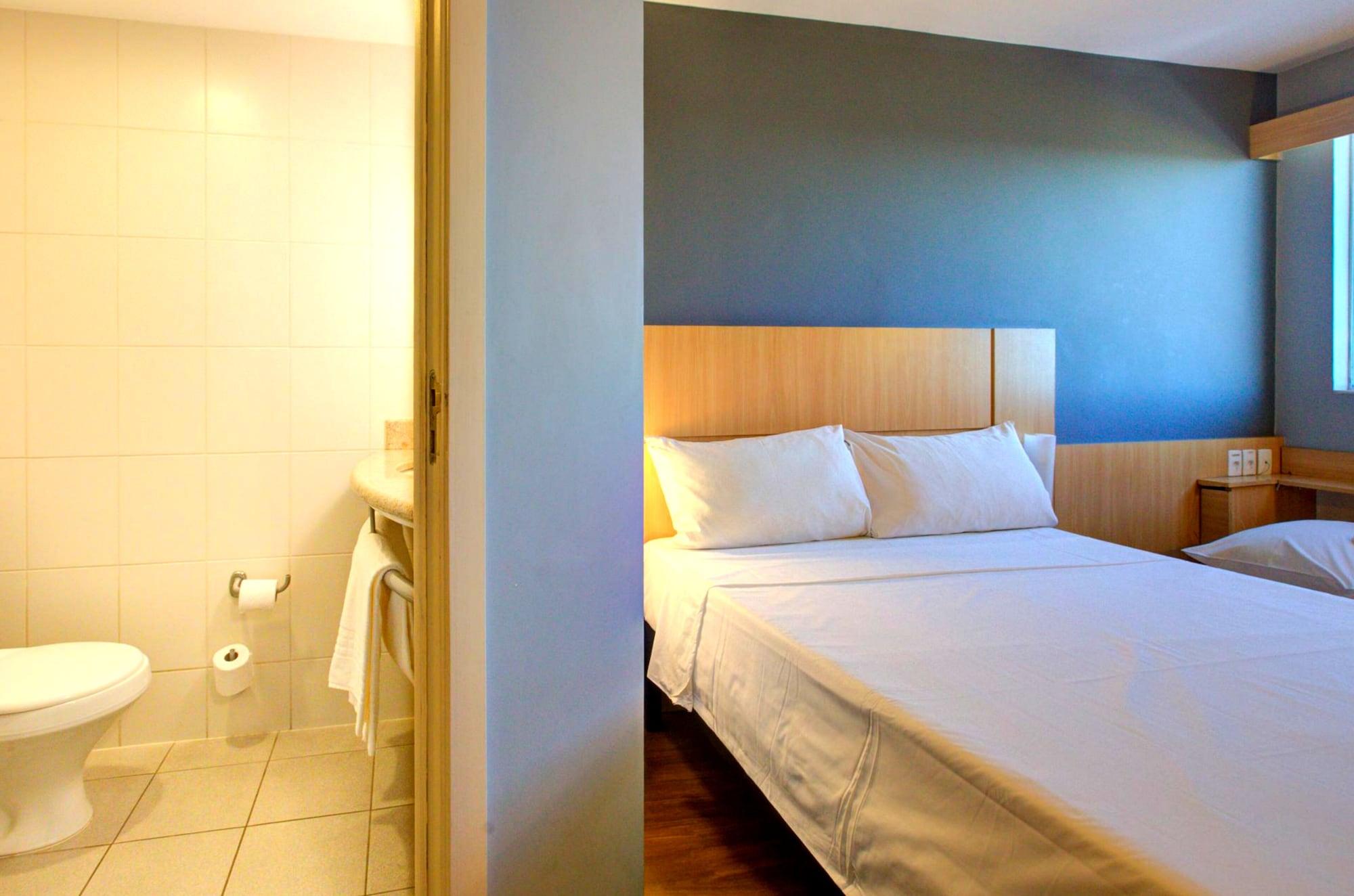 Hotel Ibis De Camburi