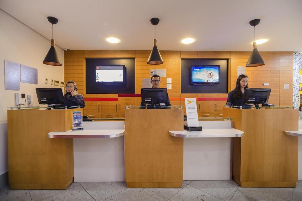 Ibis De Camburi Hotel 3*